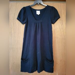 Black Short Sleeve House Dress, M